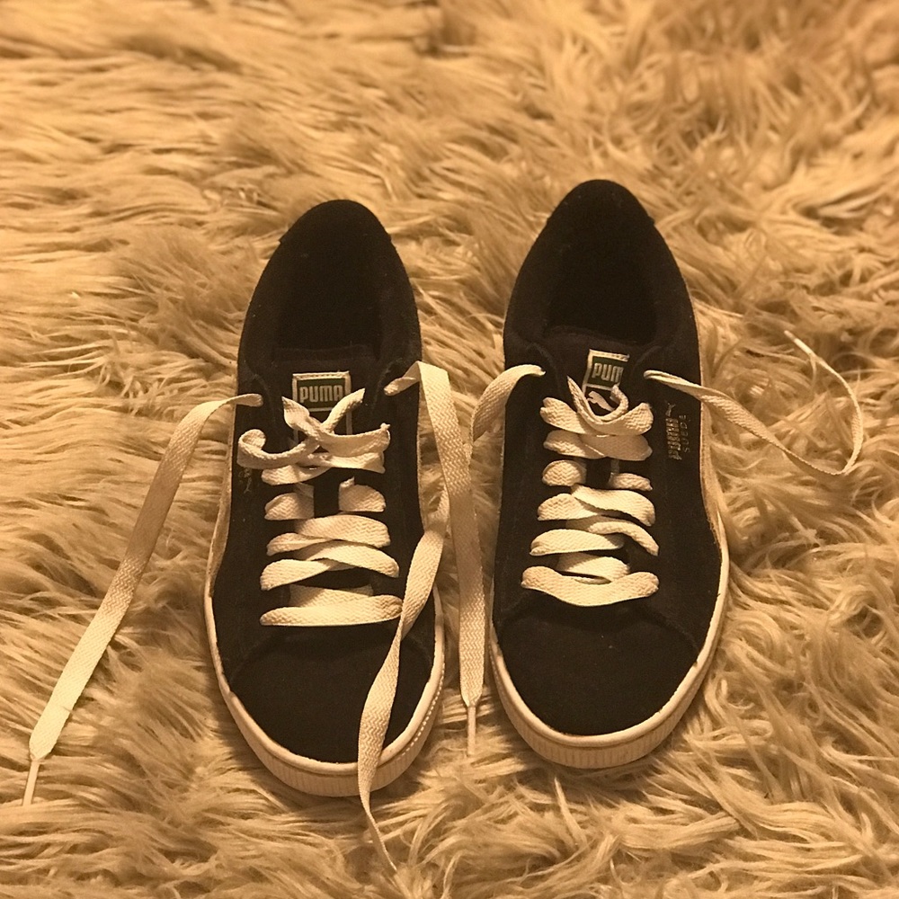 Black puma suede shoes